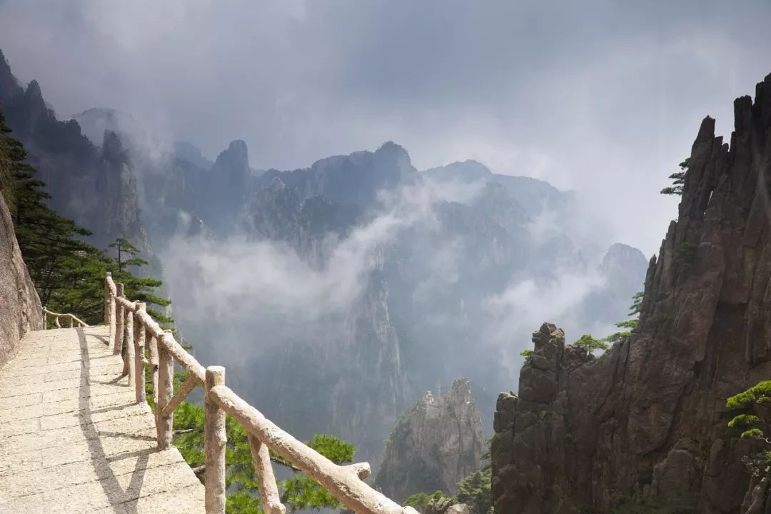 <b>8ؿƱŻݳ οͳν</b>