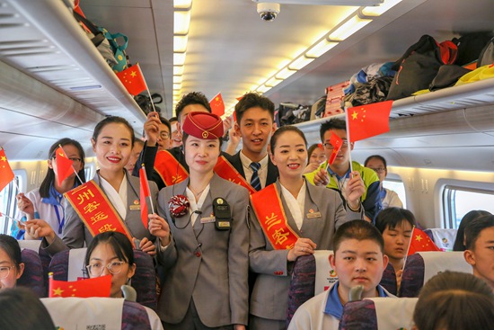 Ļ־ԸרСƽ52ƶءԴ