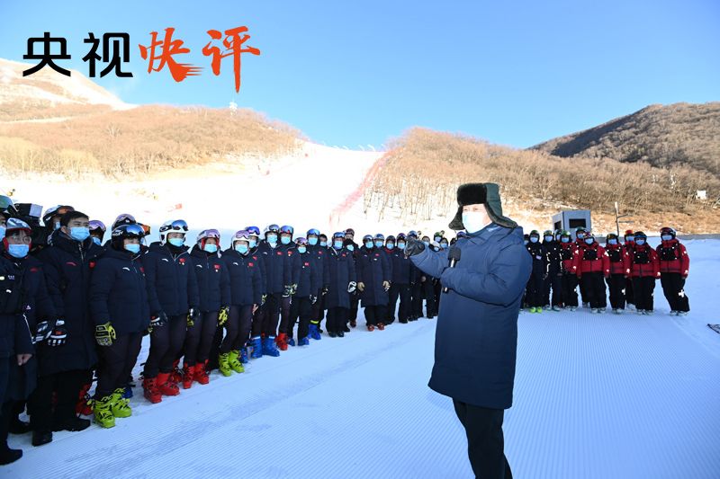 �����ӿ������ƽ���ѩ�˶� �ܶ��ɾ�����