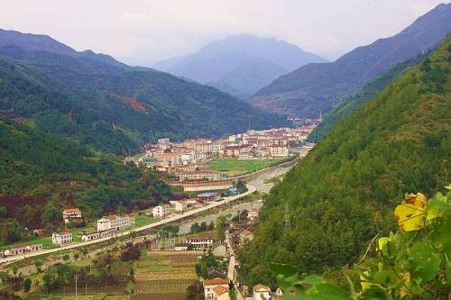 ������ƺ�ط�ƶ�조�ĸ���ǿ���ƽ�������������