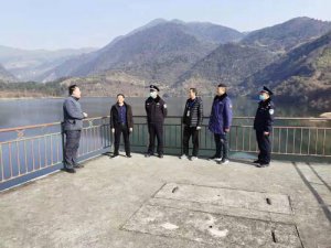 ���гǹ�ͮ���ɳ�����չϽ����������ר���ж�