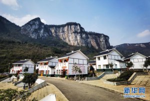 �ı��й����˵�ΰ���ս������ϰ��ƽͬ־Ϊ���ĵĵ������������������Ӯ��ƶ����ս��ʵ