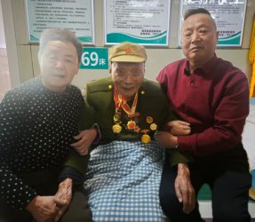 �ǹ���ҽԺ�Ƕ��Ƴɹ����ΰ��꿹ս�ϱ�